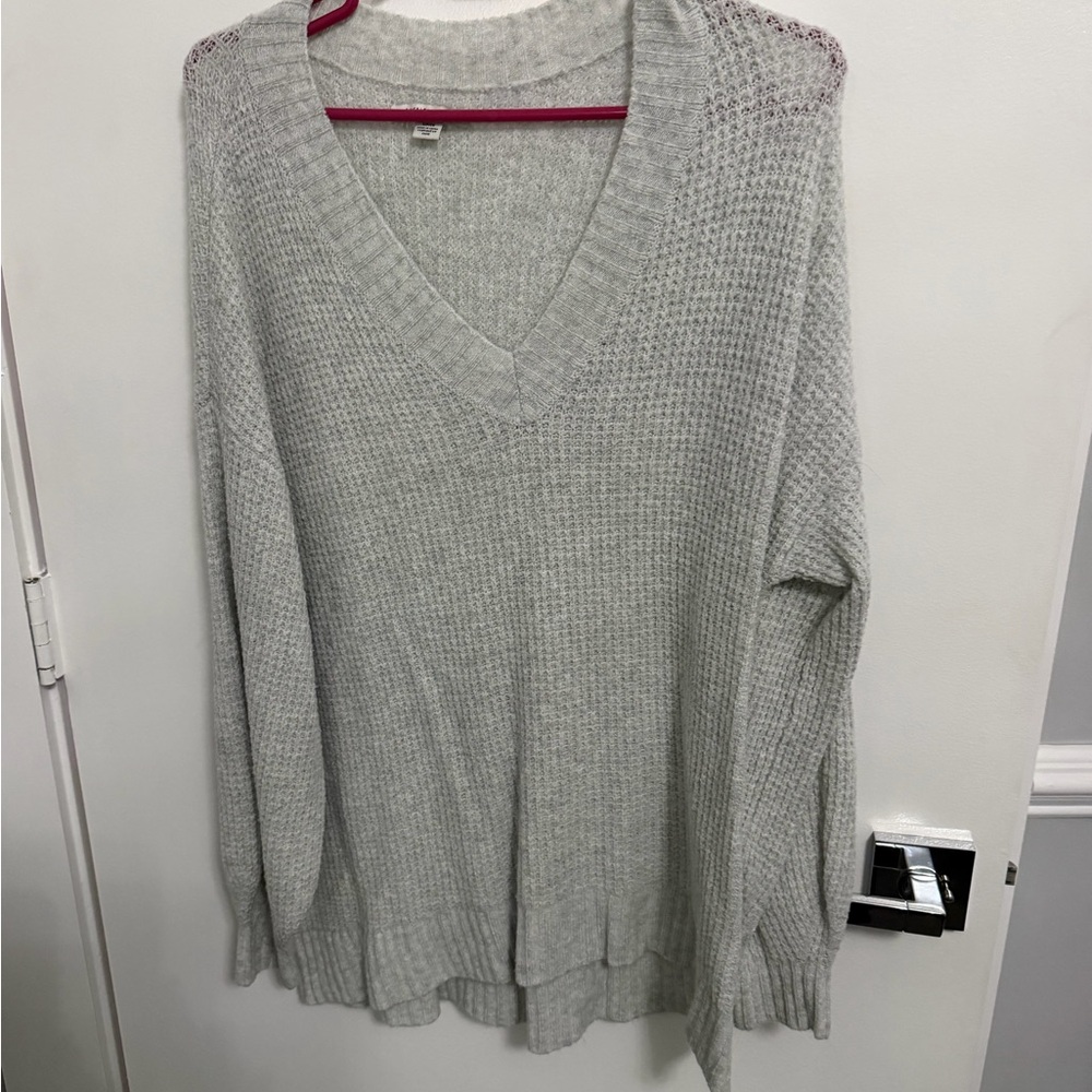 American Eagle Outfitters Light Gray V-Neck Sweater